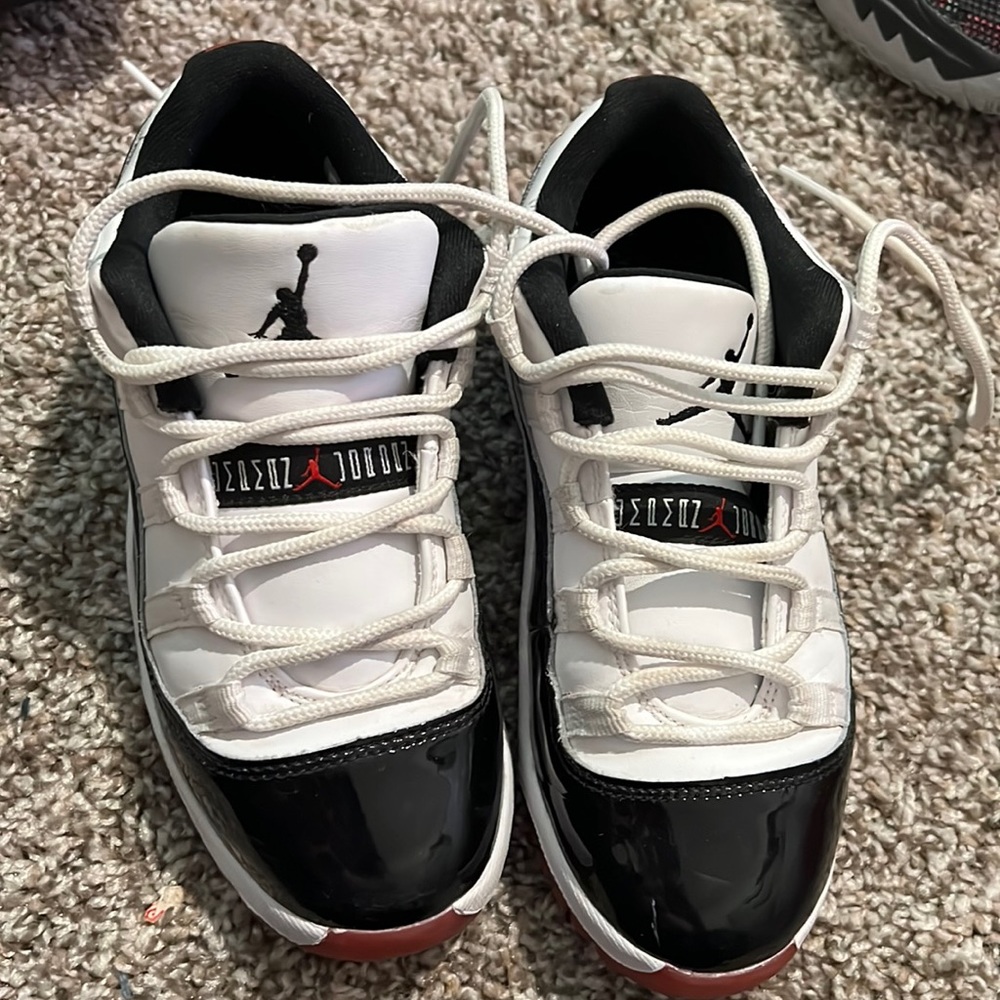 Jordan 11 Little Kids Concord Breds